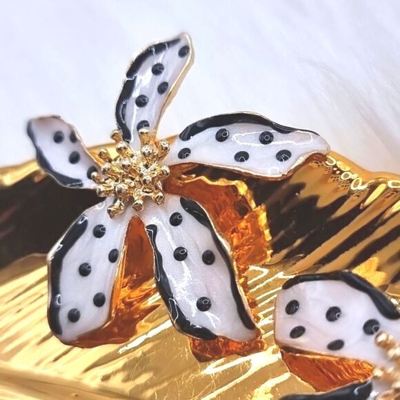 ZARA tropical flower stud earrings - Picture 5 of 11